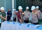 80-Ton-Pupuk-Batu-Bara-Disalurkan-ke-Petani-Riau,-Kapolri:-Wujud-Polri-Hadir-untuk-Masyarakat