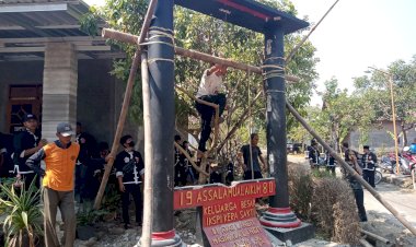 43-Tugu-Pencak-Silat-dibongkar-Sukarela,-Kapolres-Ngawi-Apresiasi-Warga-Perguruan