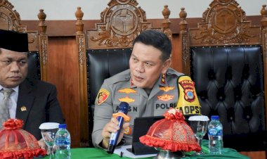 Ketua-DPD-PDIP-Sulteng-Bantah-Isu-Intel-Ikut-Rapat-Internal-di-Palu