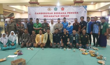 Cangkrukan-Kamtibmas-Tiga-Pilar-bersama-Pemuda-Kecamatan-Krian