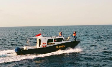 Ditpolairud-Polda-Jatim-Libatkan-4-Kapal-Patroli-Amankan-Jalur-Perairan-Jelang-WWF-ke-10-di-Bali