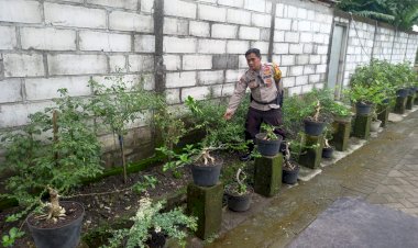 Polsek-Krembung-Wujudkan-P2B-Ketahanan-Pangan-di-Desa-Lemujut