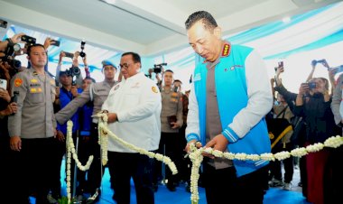 Kapolri-Resmikan-Gedung-KSPSI-AGN-Jatim