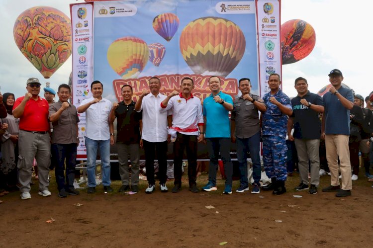 Bupati Apresiasi Bhayangkara Balloon Festival 2025, Terobosan Strategis Kapolres Tulungagung