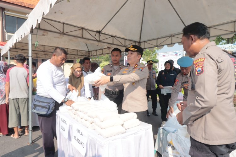 Gerakan Pangan Murah Polres Bojonegoro Disambut Antusias Warga 30 Ton Beras Habis Terjual