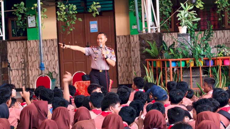Polresta Sidoarjo Ajak Pelajar Giat Belajar untuk Cegah Radikalisme dan Bullying
