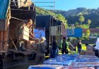 Polri-Salurkan-Puluhan-Ribu-Bantuan-Logistik-untuk-Korban-Bencana-Alam-di-Sumatera-Barat