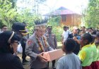 Astamaops-Kapolri-Berbagi-Semangat-Belajar-Bersama-Anak-Anak-Papua-di-Pusat-Olah-Seni-Wesaput
